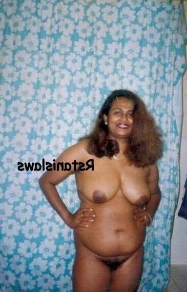 Sri lankan bitch bathing