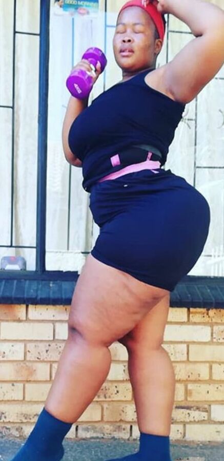 Huge booty wide hip butter face bbw african pear Azah