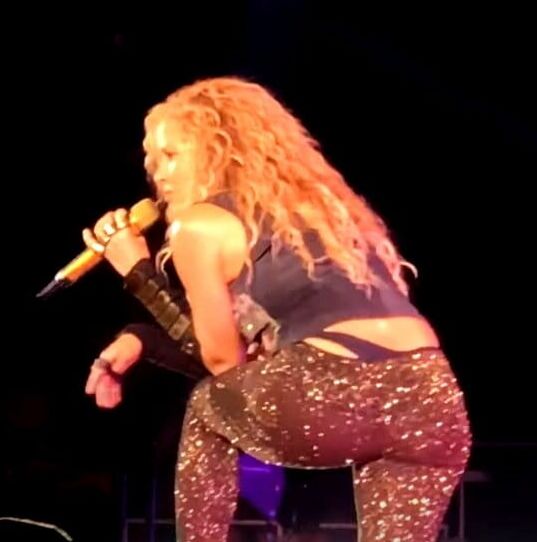 Shakira&;s Ass in a Thong..
