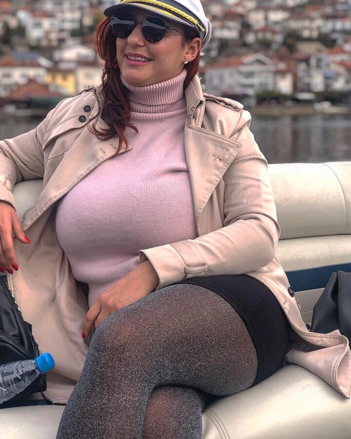 Serbian hot chuby girl big natural tits Marija Mitrovic