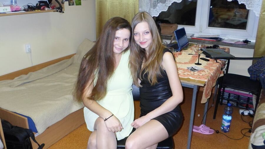 Polish pantyhose girls