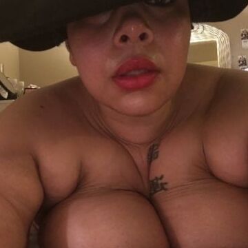 Huge Tits Light Skin Ebony MILF