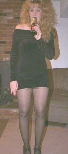 Early Web Donna in Pantyhose s