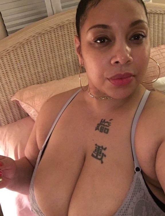 Huge Tits Light Skin Ebony MILF