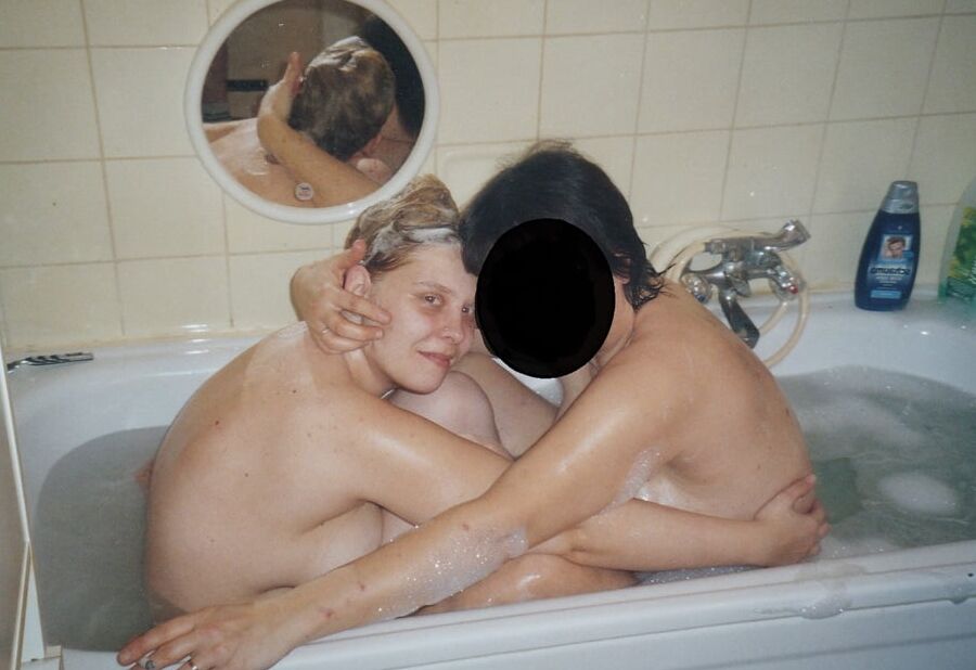 Lesbian Bath Time