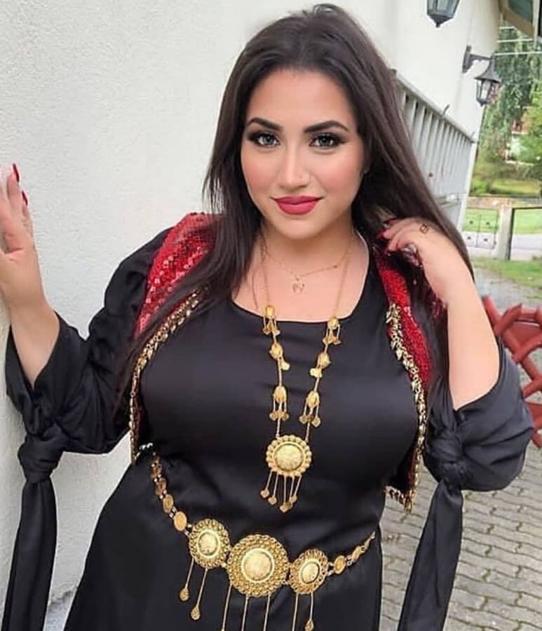 Turkish Kurdish Arabian Hijab women with a gorgeous body