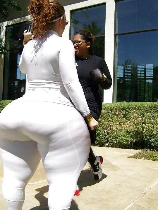 Big Booty White Girl