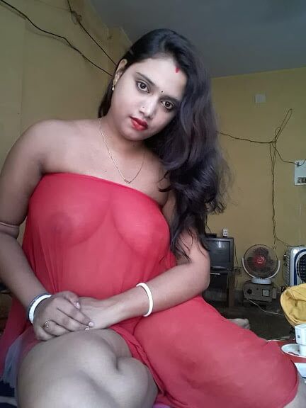 Beautiful Indian Desi Bhabhi