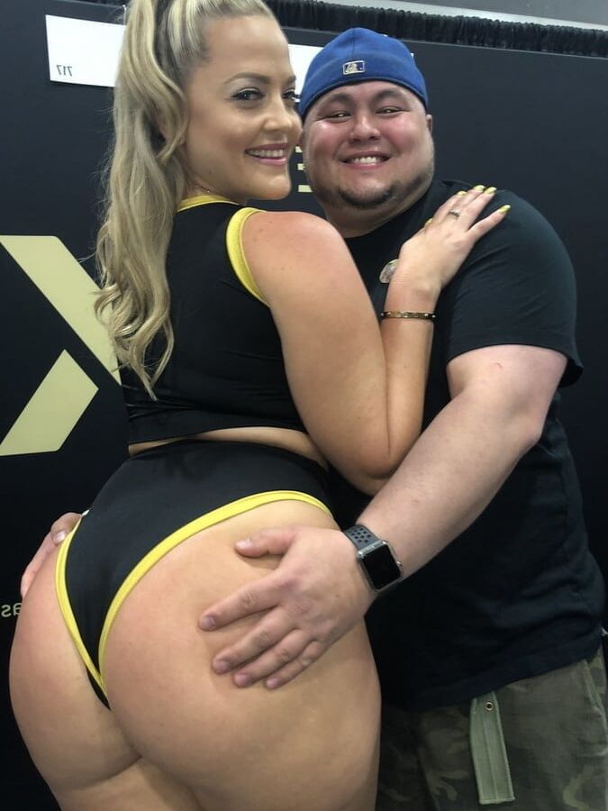 The most gorgeous big assed bitch ever - Alexis Texas