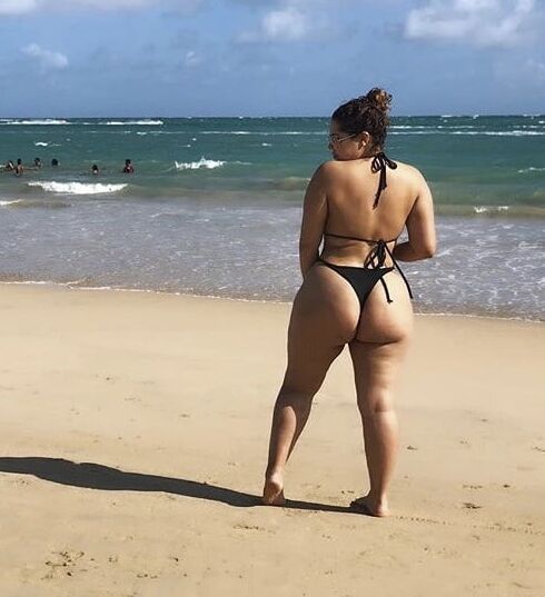 Thick ass Colombian booty
