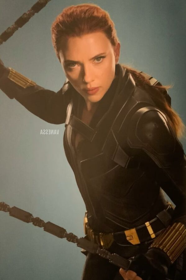 Scarlett Johansson hot