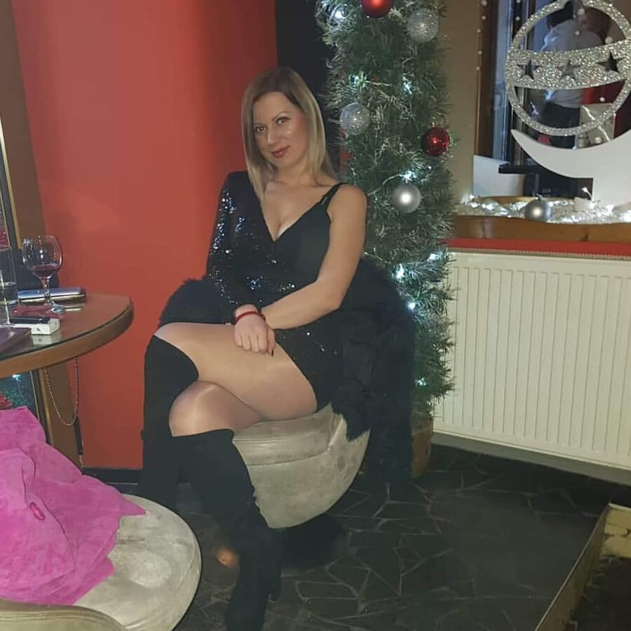 Serbian slut blonde girl big natural tits Jovana Peric