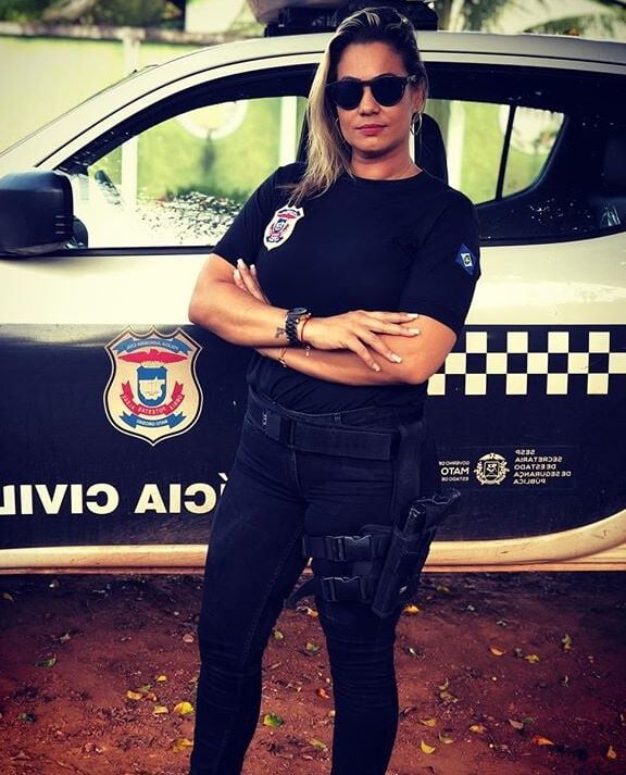 BRAZILIAN POLICEWOMAN
