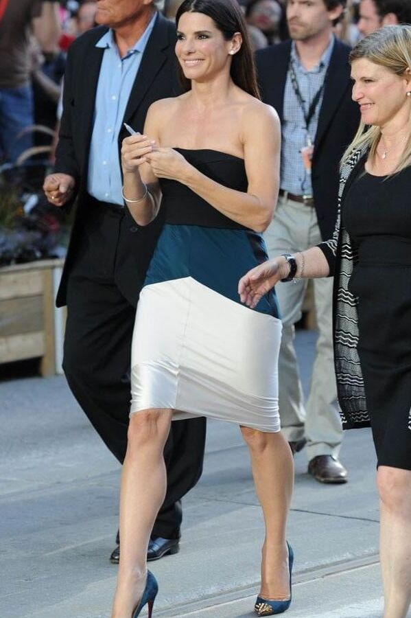Sandra Bullock sexy in high heels