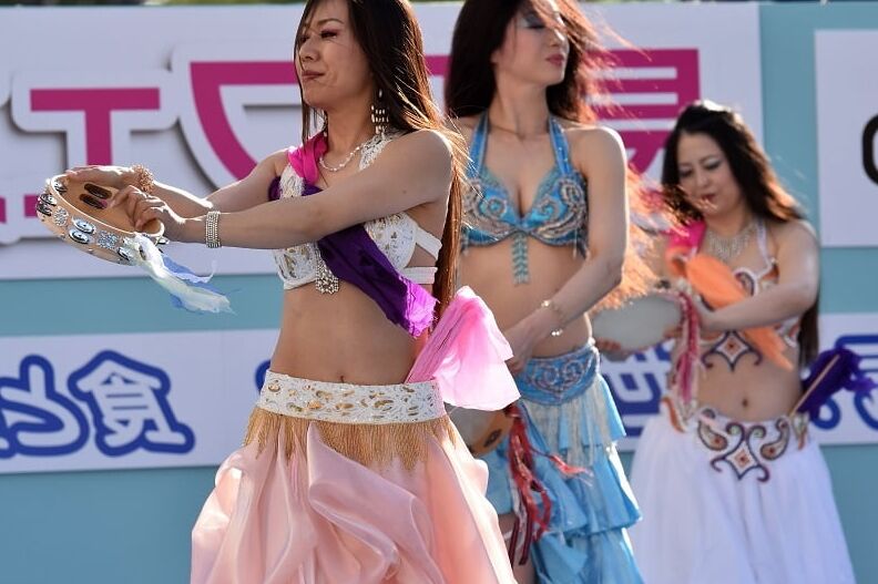 Japanese belly dance