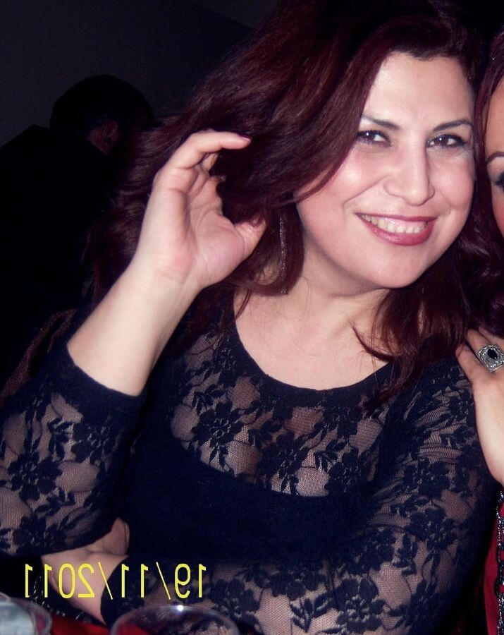 Turkish Sexy Mom - Please Fake of Her