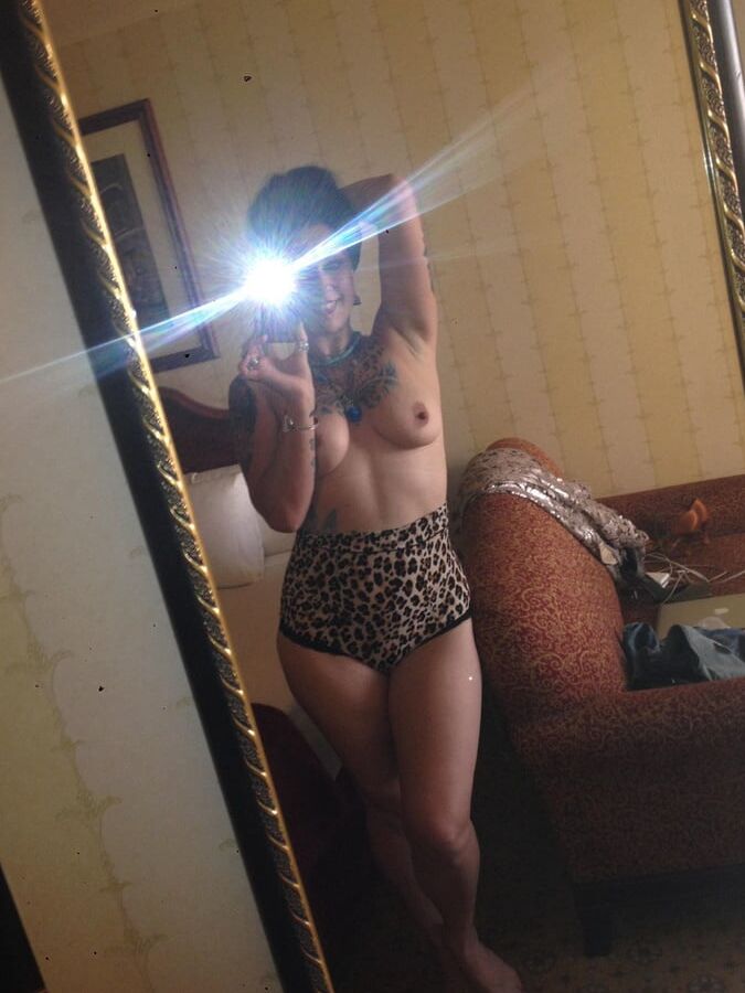 Danielle Colby Nude Mirror