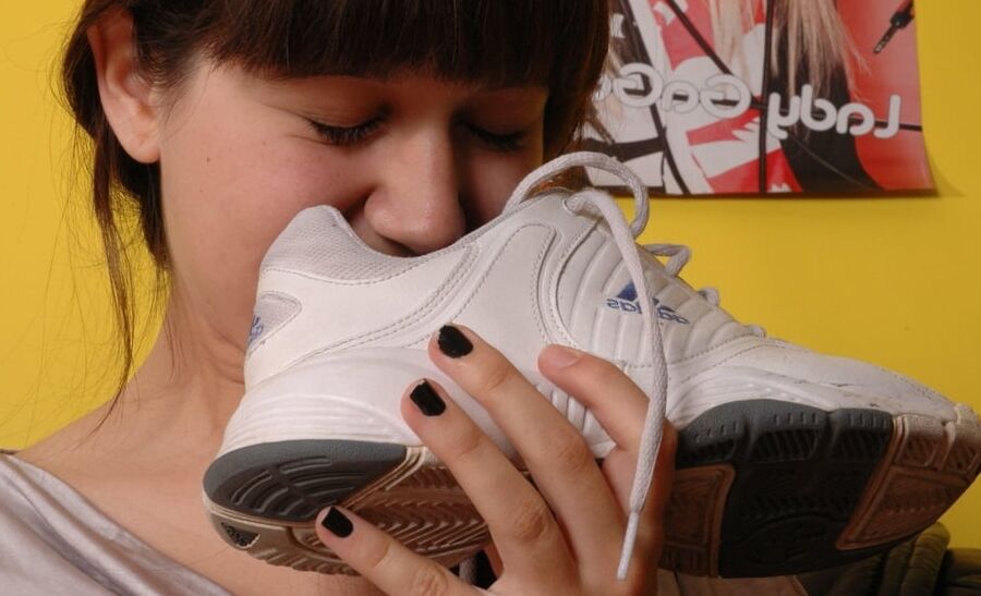 Shoe Smelling