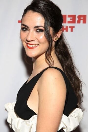 Isabelle Fuhrman is ultra hot!