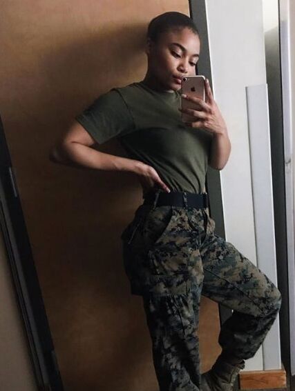 Support Our Troops: The Hottest Military Girls Ever!