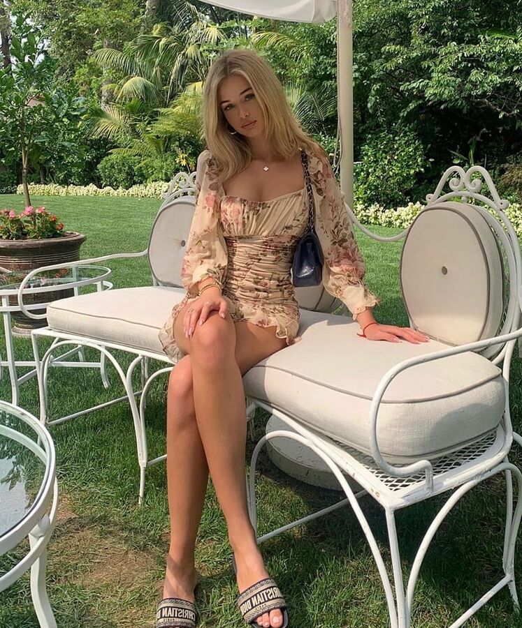 Carolina sexy blonde tight body barbie doll instagram model