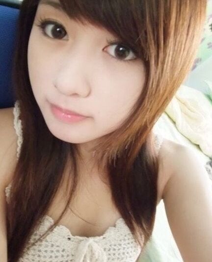The cutest of cute Asian girls!
