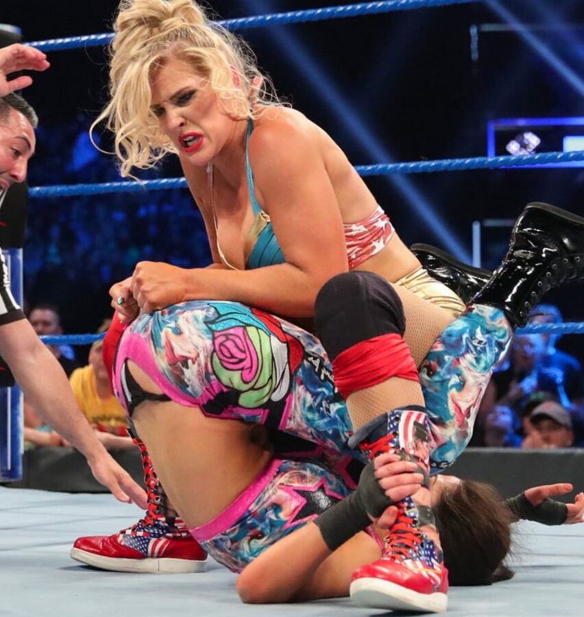 WWE&;s Bayley and big fat ass!