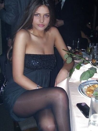 hot pantyhose pictures (non nude )
