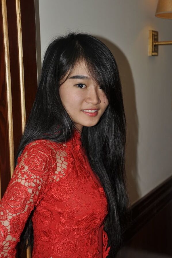 Young Vietnamese Girl Jenny In Hotel With Mature Boyfriend