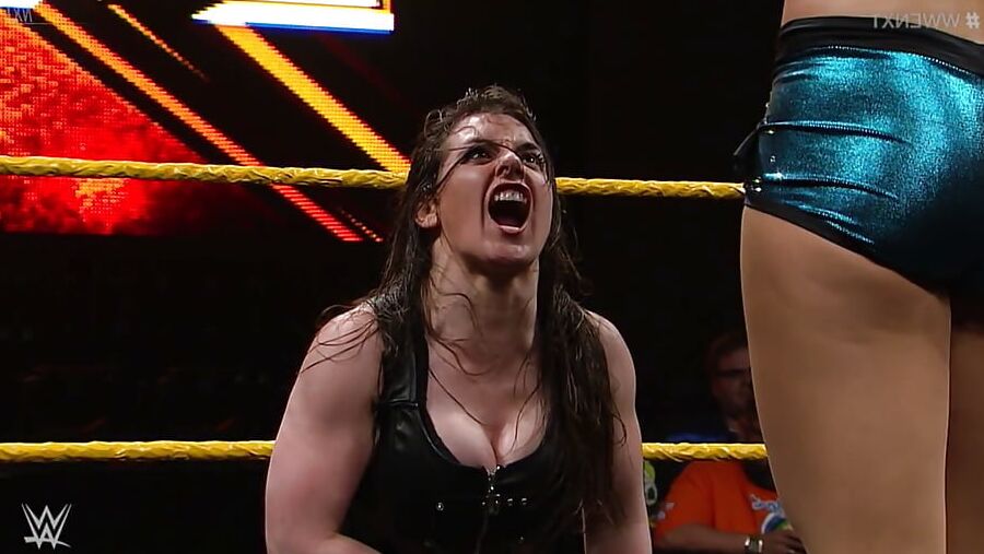 Nikki Cross (WWE)