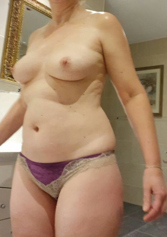 Friends Milf wife for comment