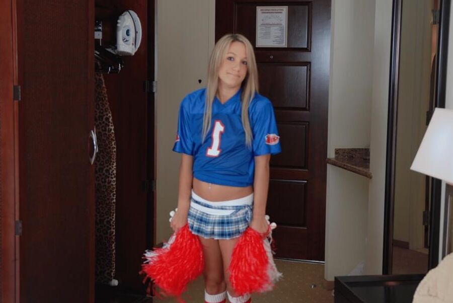 Tiny Cheerleader Kara Novak Gets Fucked