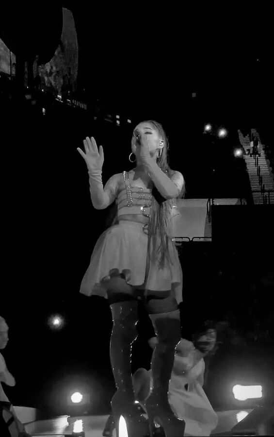 Ariana Grande White Boots (Sweetener World Tour)