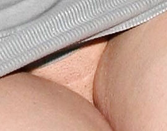 Britney Spears shaved Pussy Upskirt