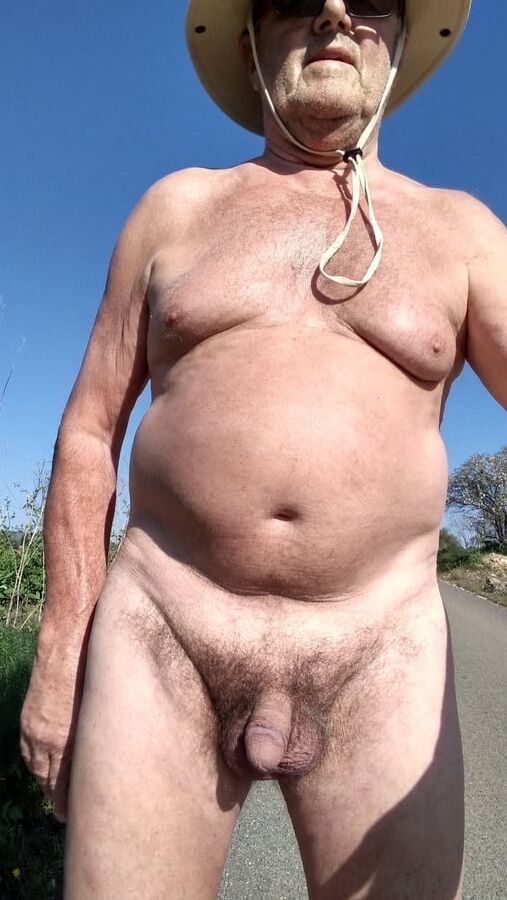 Outside Pictures of me nude.