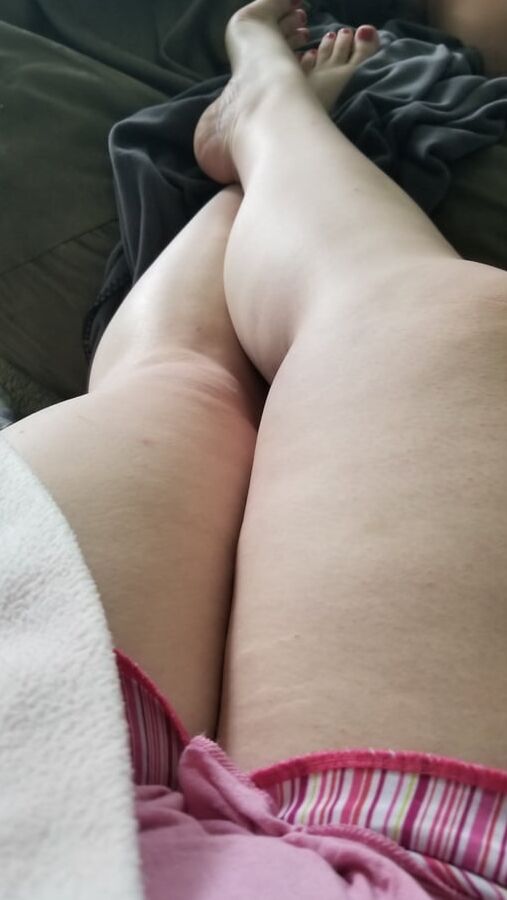 Roundup sexy milf, mom, feet, legs, big natural tits