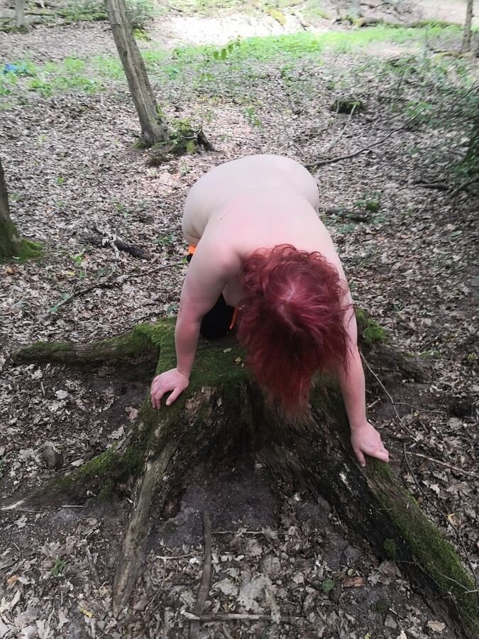 Bare naked tits and ass in the woods