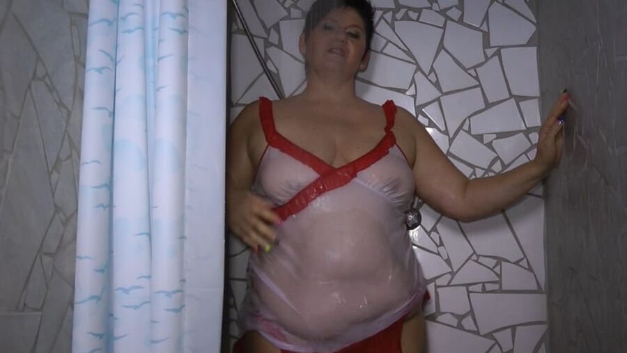 Annadevot - WETLOOK in the shower in BIKINI