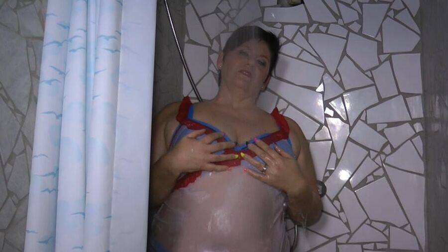 Annadevot - WETLOOK in the shower in BIKINI