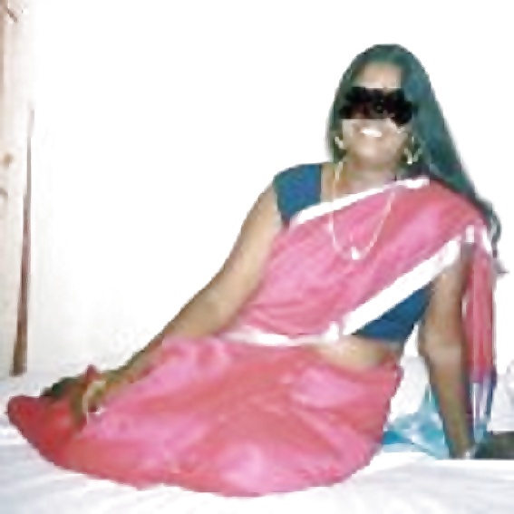 Tamil girl pundai