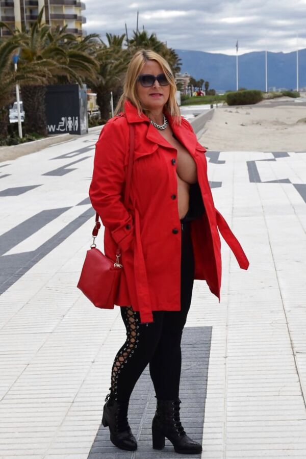 Nude Boobs under my red coat