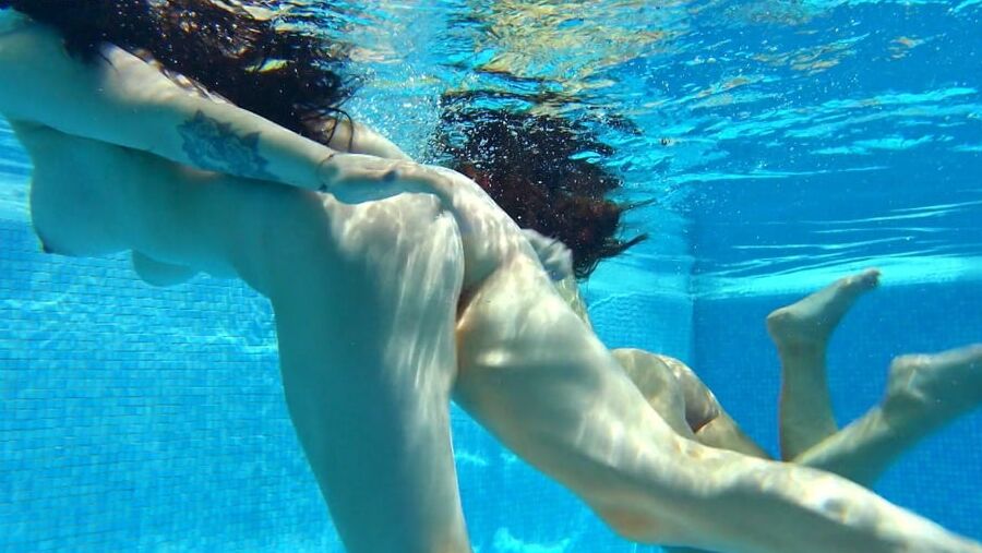 Sheril and Diana Rius Underwater Swimming Pool Erotics