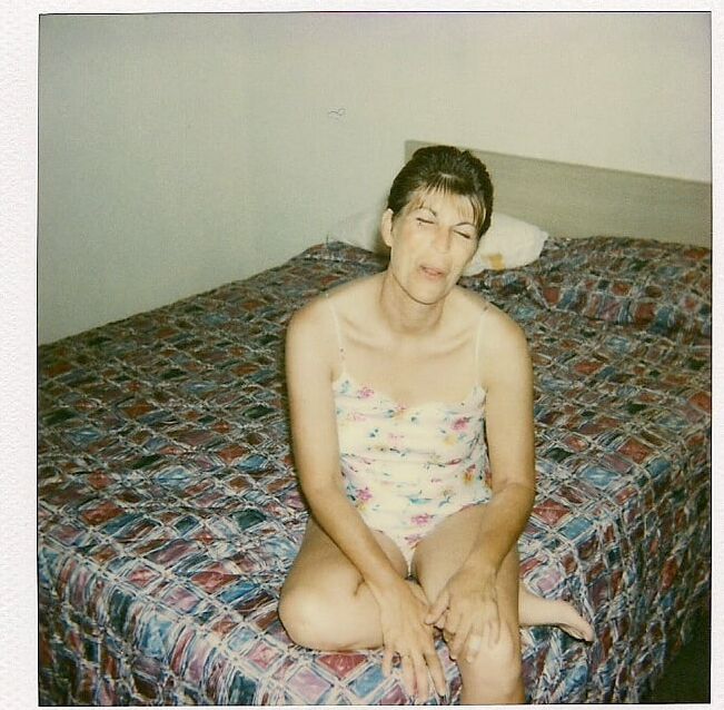 Vintage Sexy Polaroid Pictures