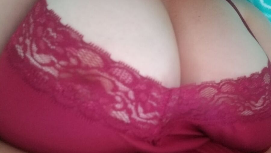 Thighs, ass and panties for a special someone milf housewife