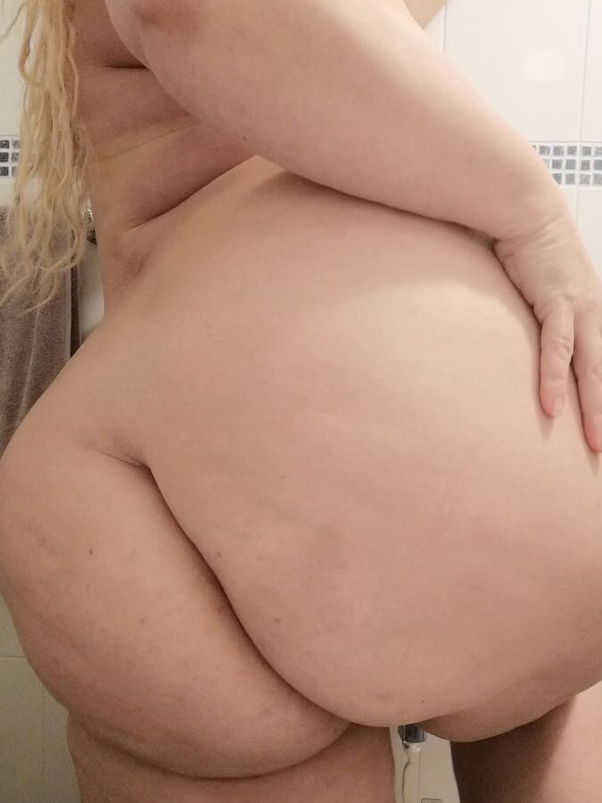 In the Shower with my big natural tits