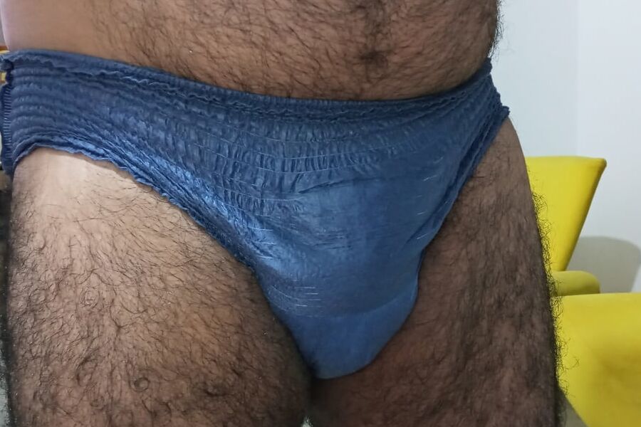 USING BLUE NAPPY TO GO OUT TO WORK