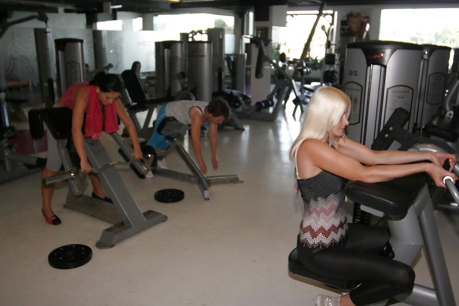 Naked Mature Mothers do Naked Exercises at Gym PART