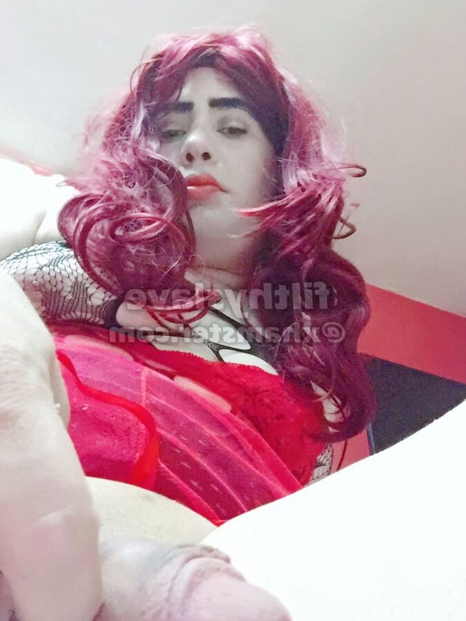 sissy dirty slave waiting to be used and abused