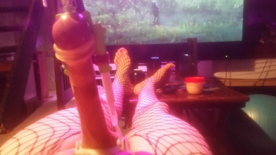Stretching out and playing skyrim