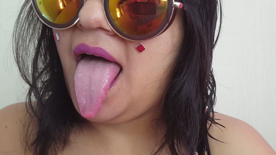 BBW SUPER TONGUE